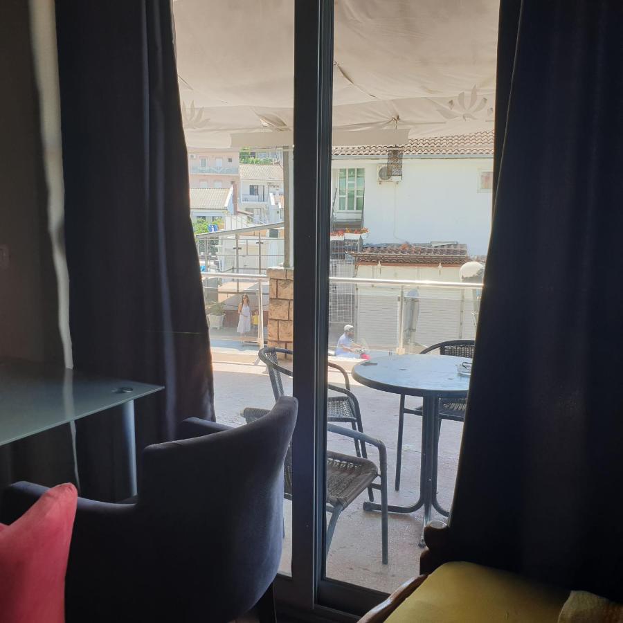 Apartments Prag ウルツィニ エクステリア 写真