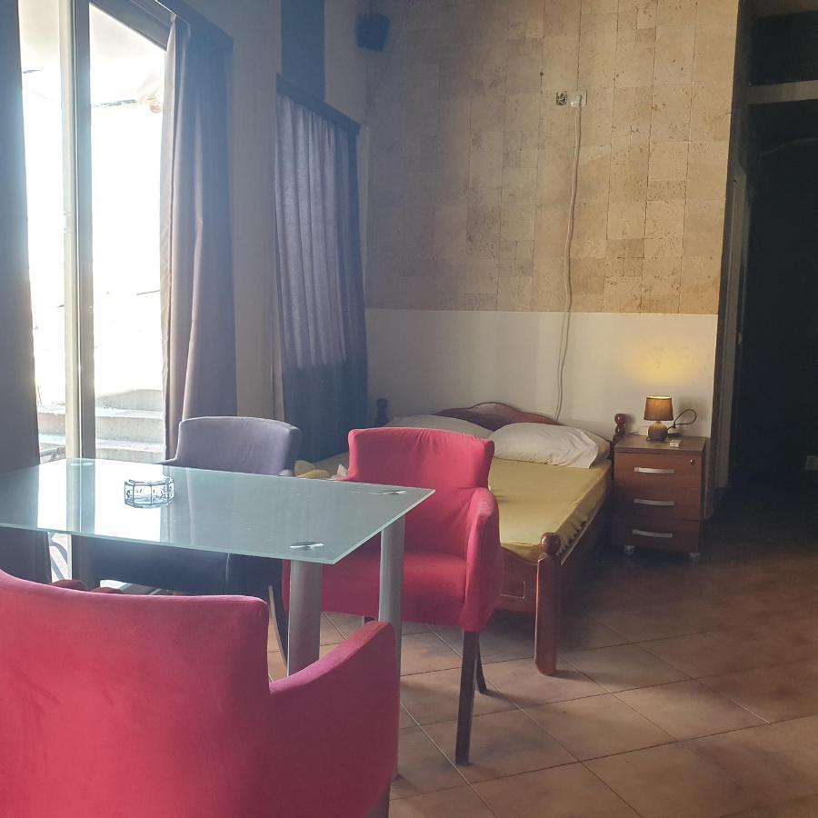 Apartments Prag ウルツィニ エクステリア 写真
