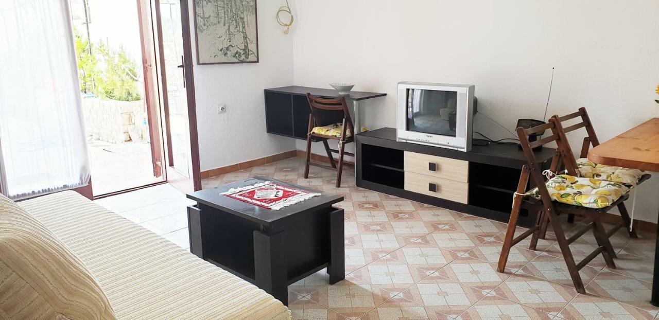 Apartments Prag ウルツィニ エクステリア 写真